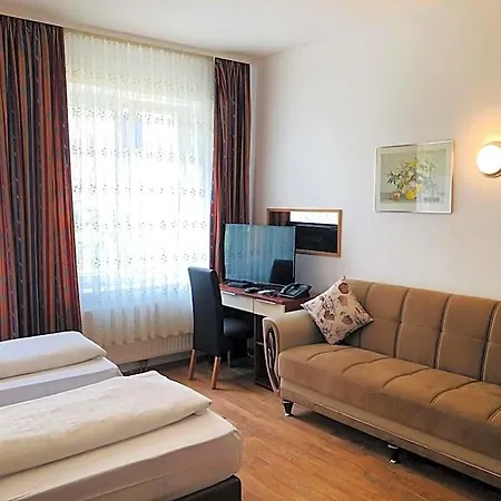 Verdi 3* Munich